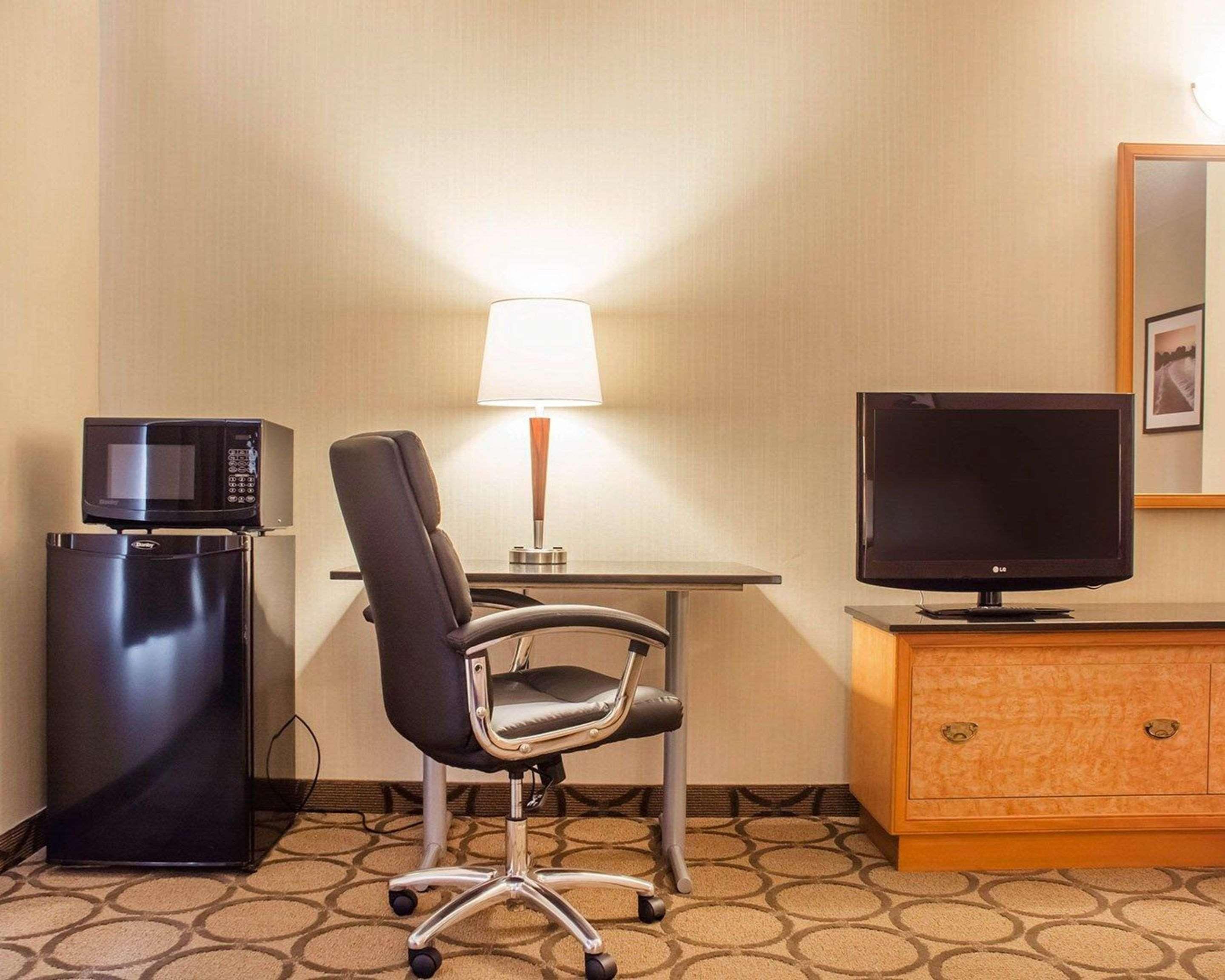 Comfort Inn Brantford Ngoại thất bức ảnh