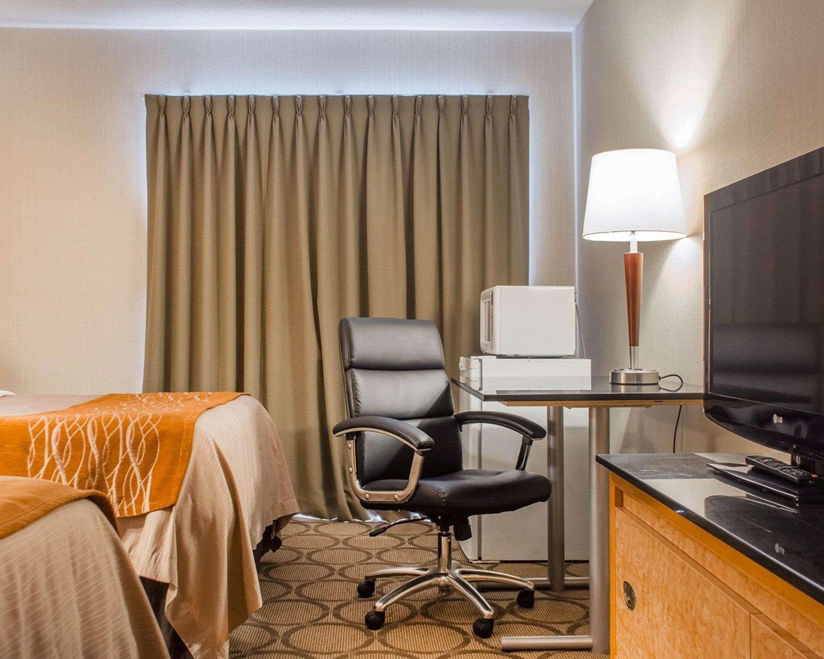 Comfort Inn Brantford Ngoại thất bức ảnh